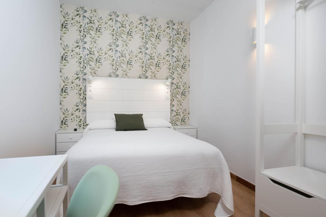 Hotel Mi Casa Sabiñánigo エクステリア 写真