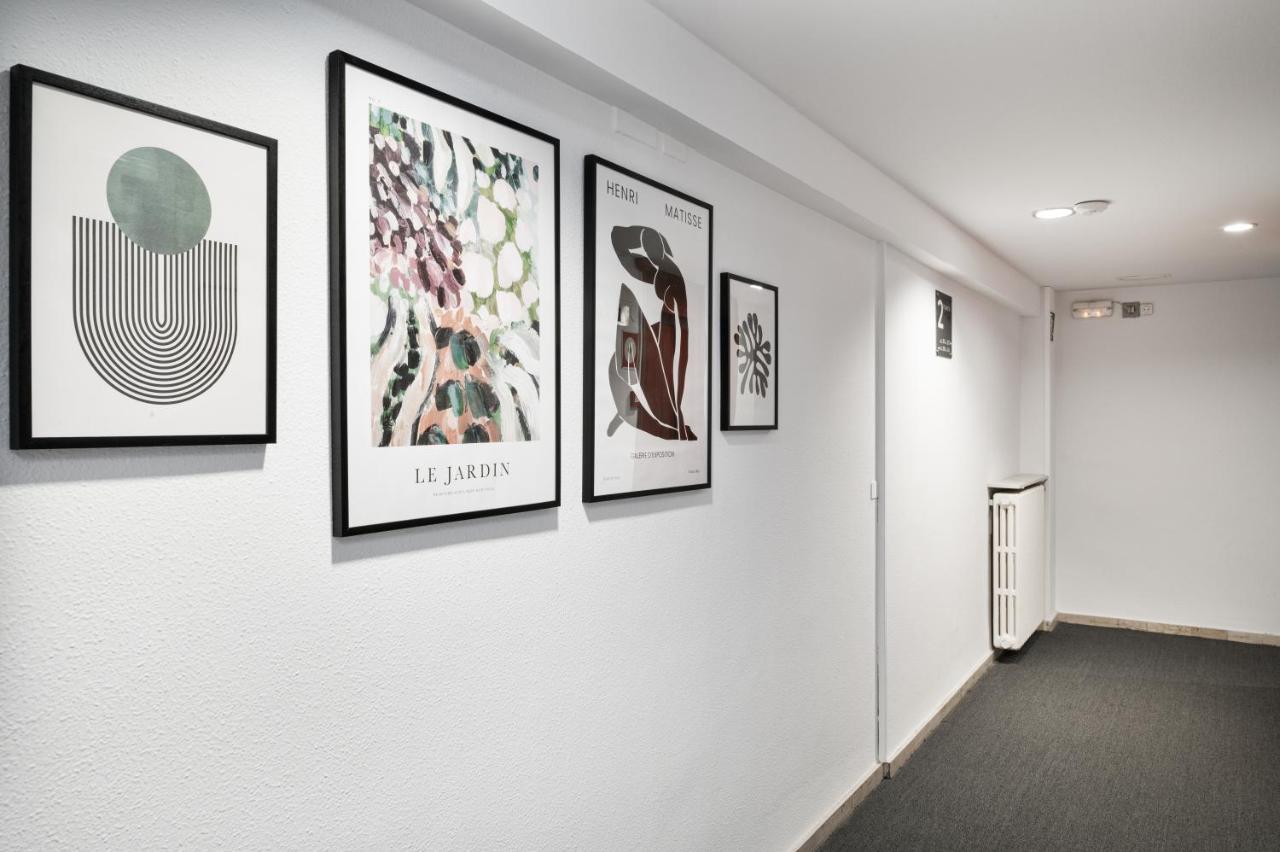 Hotel Mi Casa Sabiñánigo エクステリア 写真