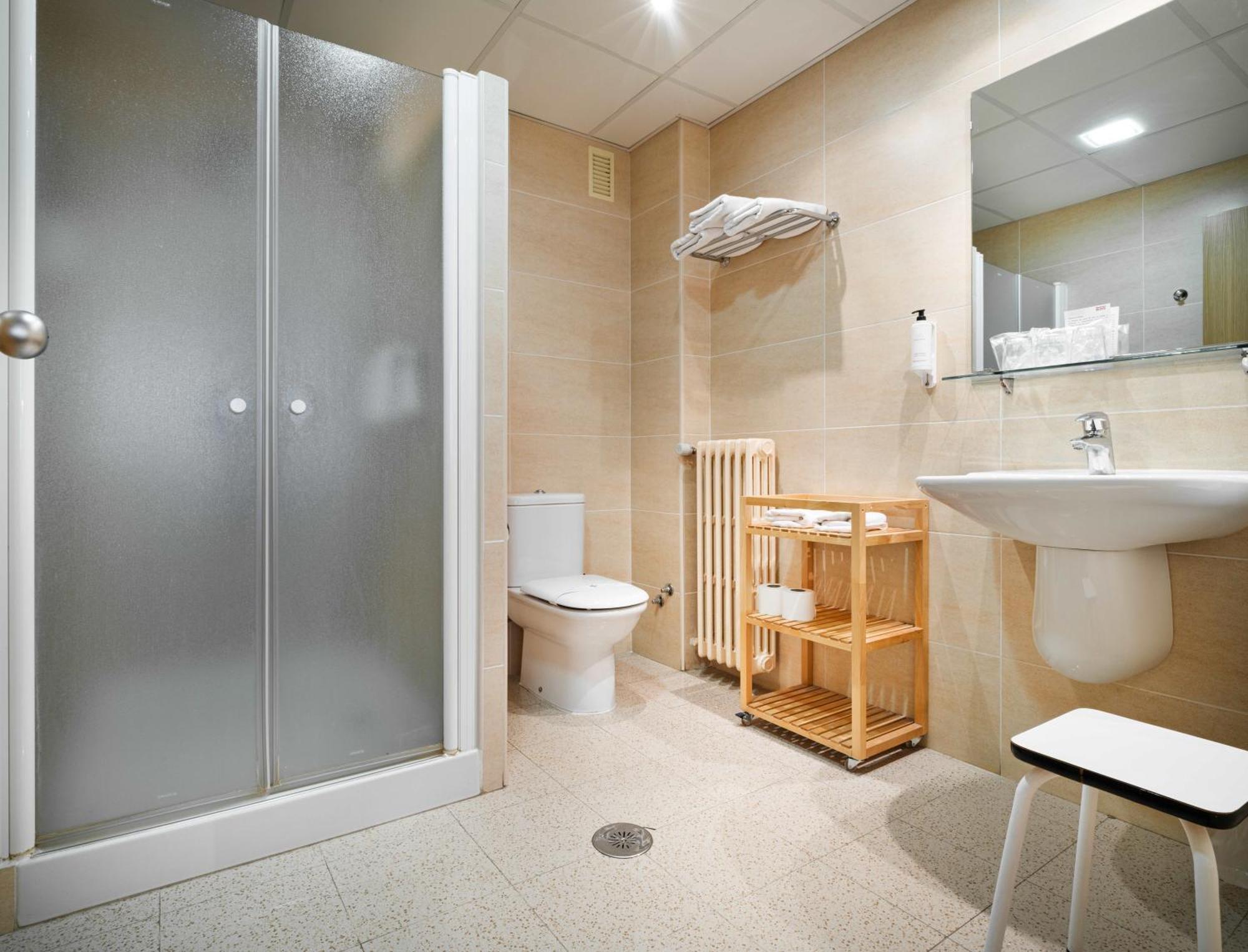 Hotel Mi Casa Sabiñánigo エクステリア 写真