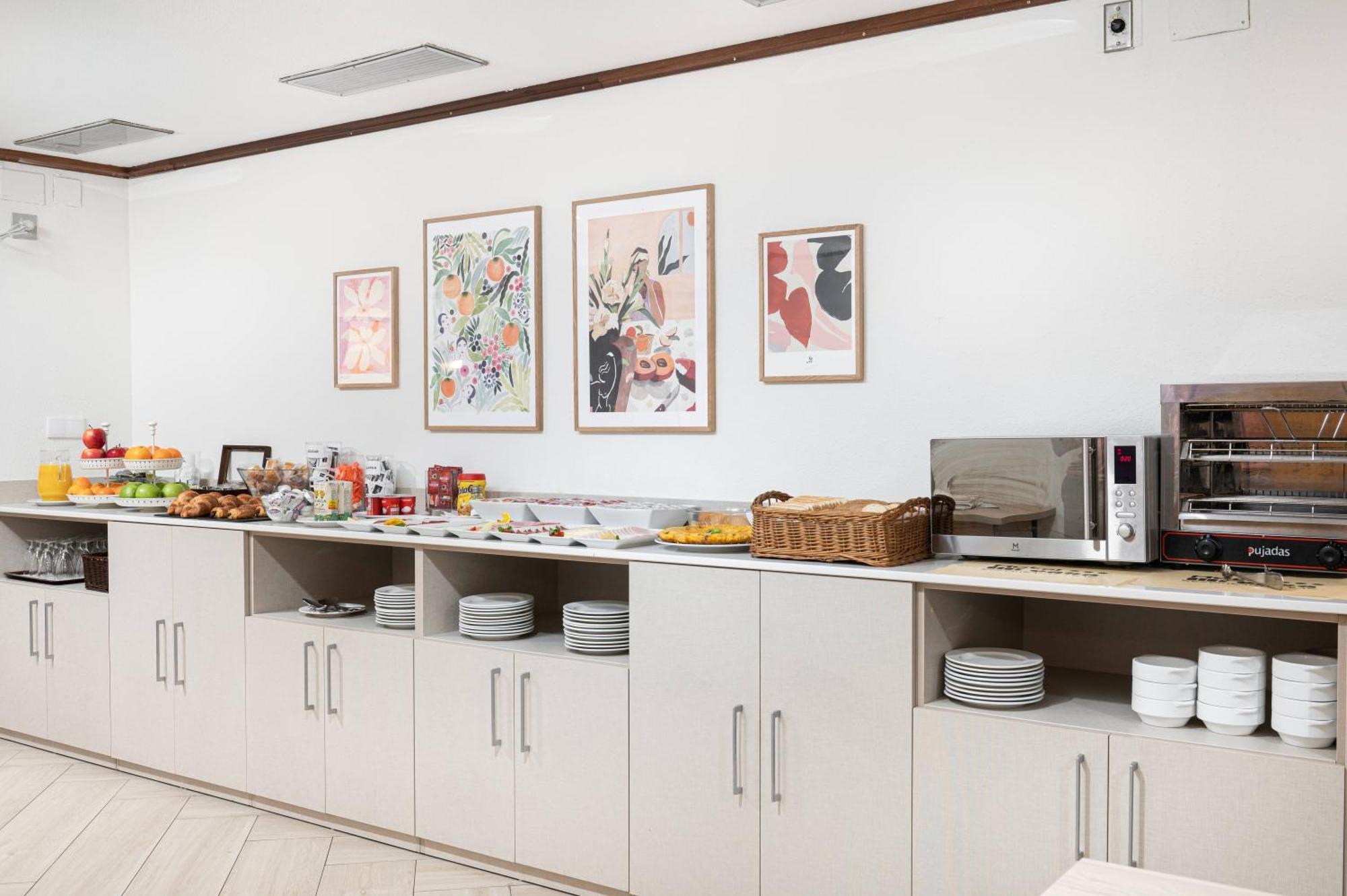 Hotel Mi Casa Sabiñánigo エクステリア 写真